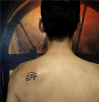 ranin-gozu-eski-misir-sembolu-dovmesi---eye-of-ra-egyptian-symbol-tattoo