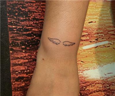 minimal-melek-kanatlari-dovmesi---minimal-angel-wings-tattoo