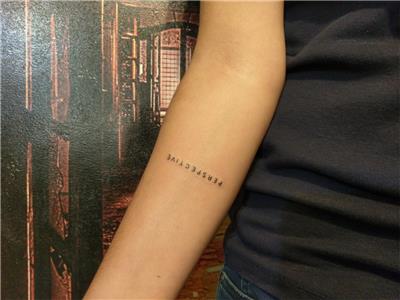 perspektif-yazisi-dovmesi---perspective-tattoo