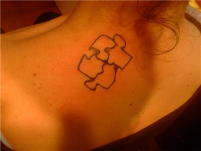 yap-boz-puzzle-dovmesi---puzzle-tattoo