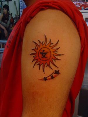 gunes-kanji-ve-yildizlar-dovmesi---sun-kanji-stars-tattoo