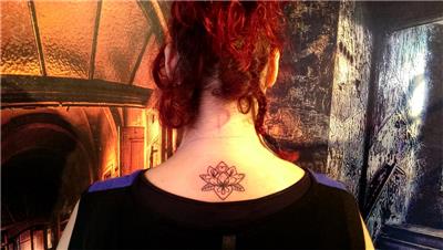 enseye-lotus-cicegi-dovmesi---lotus-flower-tattoos