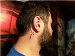 kulak-arkasina-nota-dovmeleri---notes-tattoo-behind-the-ear