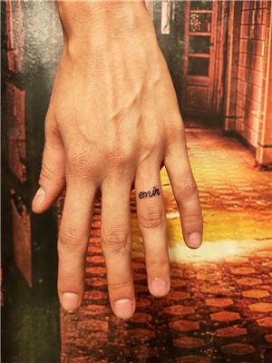 parmaga-emir-isim-dovmesi---finger-name-tattoo