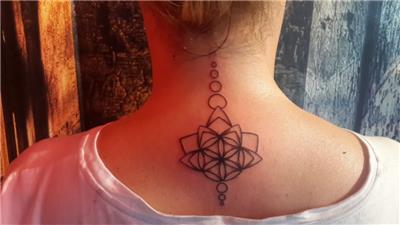 mandala-lotus-cicegi-dovmesi---mandala-lotus-tattoo