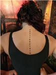 mors-alfabesi-sirt-dovmesi-ekleme-duzeltme---morse-code-back-tattoo-cover-up