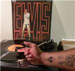 elvis-presley-imzasi-ve-ses-dalgasi-plak-dovmesi---elvis-presley-signature-and-sound-wave-vinyl-record-tattoo