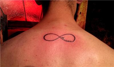 sonsuzluk-isareti-icine-isim-dovmesi---infinity-name-tattoos