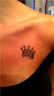 tac-dovmesi---crown-tattoo