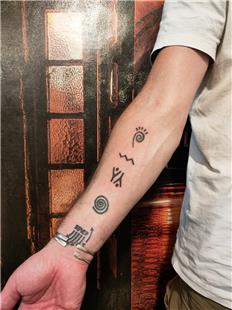 Kol Üzerine Sembol Dövmeleri / Symbol Tattoos on Arm
