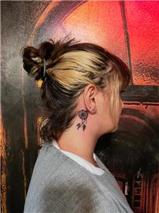 Boyuna D Kapan Dvmesi / Dreamcatcher Neck Tattoo