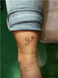 G harfi ve Kalp Dvmesi / Letter and Heart Tattoo