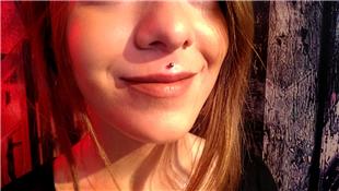 Medusa st Dudak Piercing / Medusa Lip Piercing 