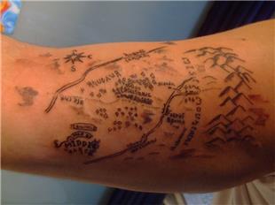 Yüzüklerin Efendisi Haritaları Dövmesi / The Lord of the Rings Maps Tattoo