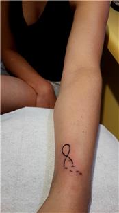 Minimal Sonsuzluk areti ve Kular Dvmesi / Minimal Infinity Symbol and Birds Tattoo