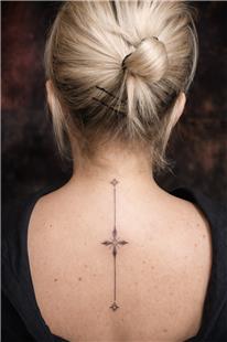 �izgisel S�rt D�vmesi / Line Work Back Tattoo