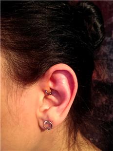 n Kulak Kkrdak Halka Piercing / Forward Helix Rng Piercing