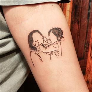 �izgisel Anne K�z Aile Foto�raf� D�vmesi / Line Family Tattoo