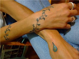 Sarmak Yapraklar ve Nazar Boncuu Dvmesi / Ivy and Amulet Evil Eye Tattoo