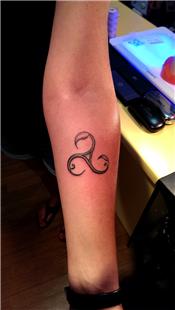 l Sarmal Dvmesi / Triskele (Yunanca,Triskelion) Tattoo