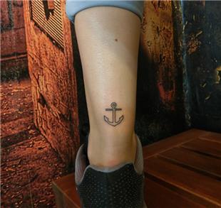 Ayak Bileğine Çapa Dövmeleri / Anchor Tattoos