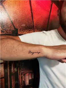 Zeynep sim Dvmesi / Name Tattoo