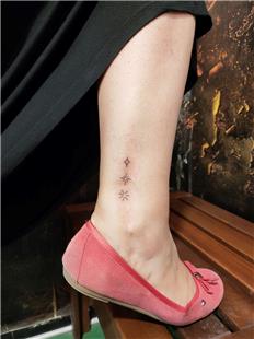 Ayak Bileine Yldzlar Dvmesi / Star Tattoos on Ankle