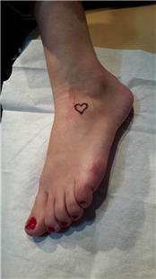 Ayak Üzerine Kalp Dövmesi / Heart Tattoo on Foot