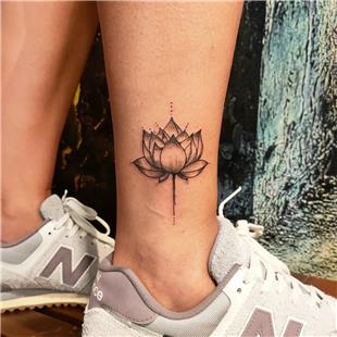 Ayak Bileine Lotus Dvmesi / Lotus Tattoo