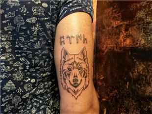 Kurt Dvmesi ve Gktrke Trk Yazs / Wolf Tattoo