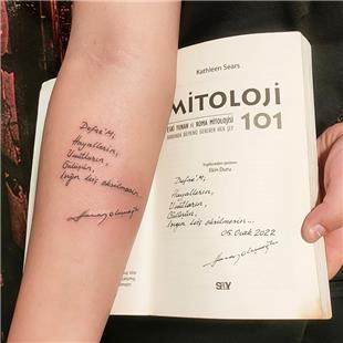 Yaz ve mza Dvmesi / Signature Tattoo