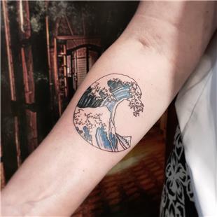 Kanagawa Byk Dalga Dvmesi / The Great Wave off Kanagawa Tattoo