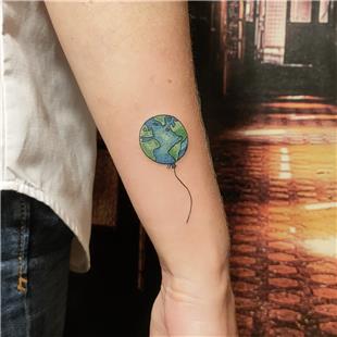 Balon Dünya Dövmesi / Earth Balloon Tattoo