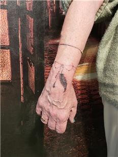 Bileklik ve Ty Dvmesi / Bracelet Feather Tattoo