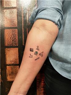 Minimal Simgesel Dvme emberi / Minimal Symbol Circle Tattoo