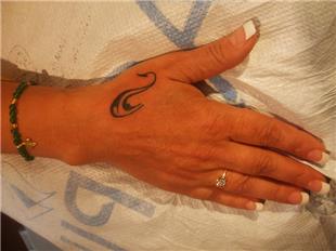 El Dövmeleri / Hand Tattoos