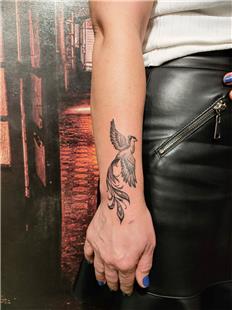 Simurg Zmrd Anka Kuu El Bilei Dvmesi / Phoenix Tattoo on Wrist