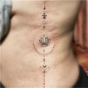 Bel Üzerine Lotus ve Semboller Dövmesi / Lotus Tattoos