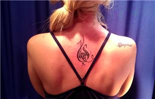 Şükret Hattat Yazısı Sırt Dövmesi / Be Thankful Calligraphy Back Tattoo