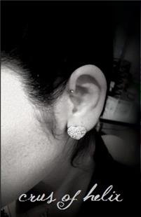 Crus of Helix Piercing Cerrahi elik Piercing ile Delim